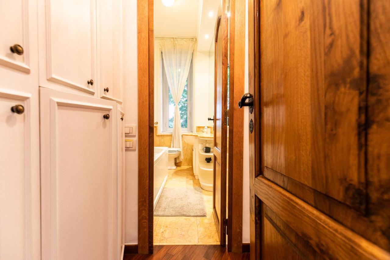 Klimt - Jacuzzi 5 Star - Luxury Design Apartment Milan Luaran gambar