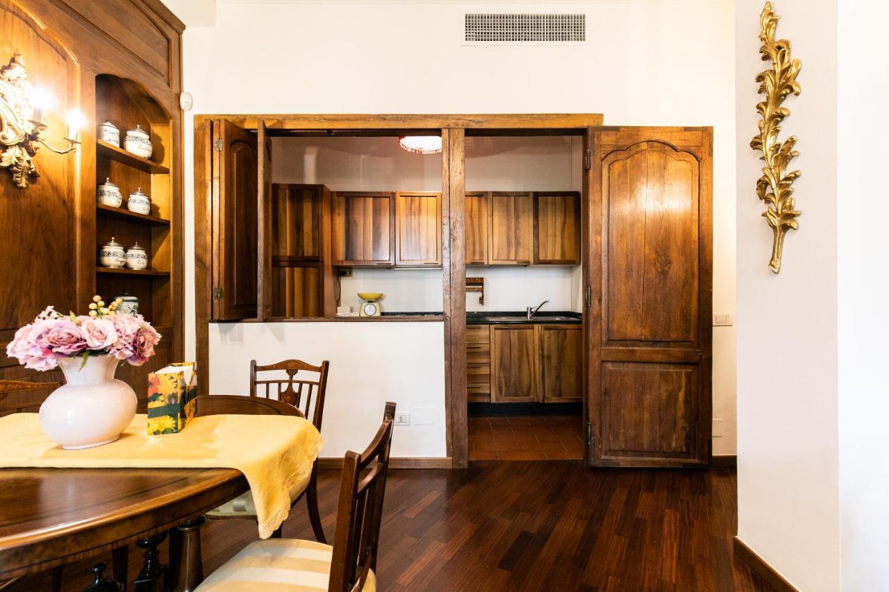 Klimt - Jacuzzi 5 Star - Luxury Design Apartment Milan Luaran gambar