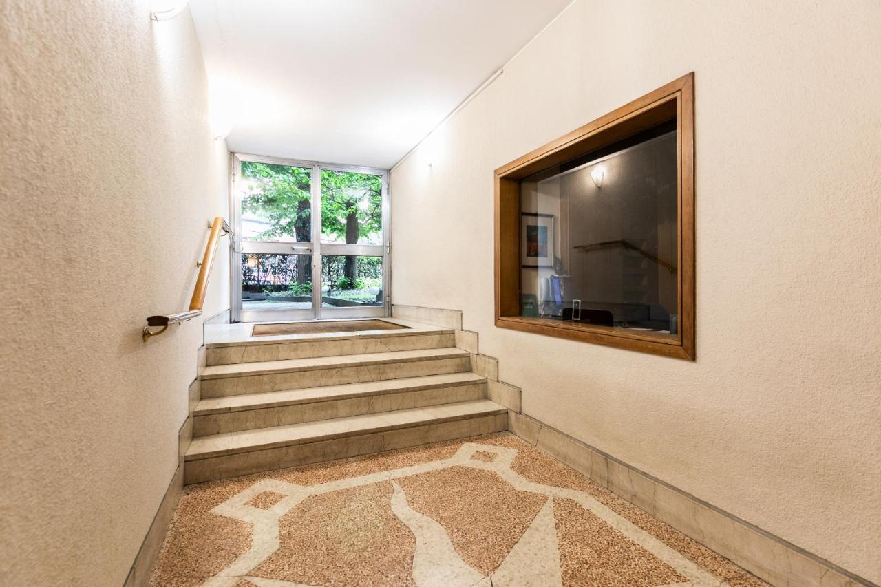 Klimt - Jacuzzi 5 Star - Luxury Design Apartment Milan Luaran gambar
