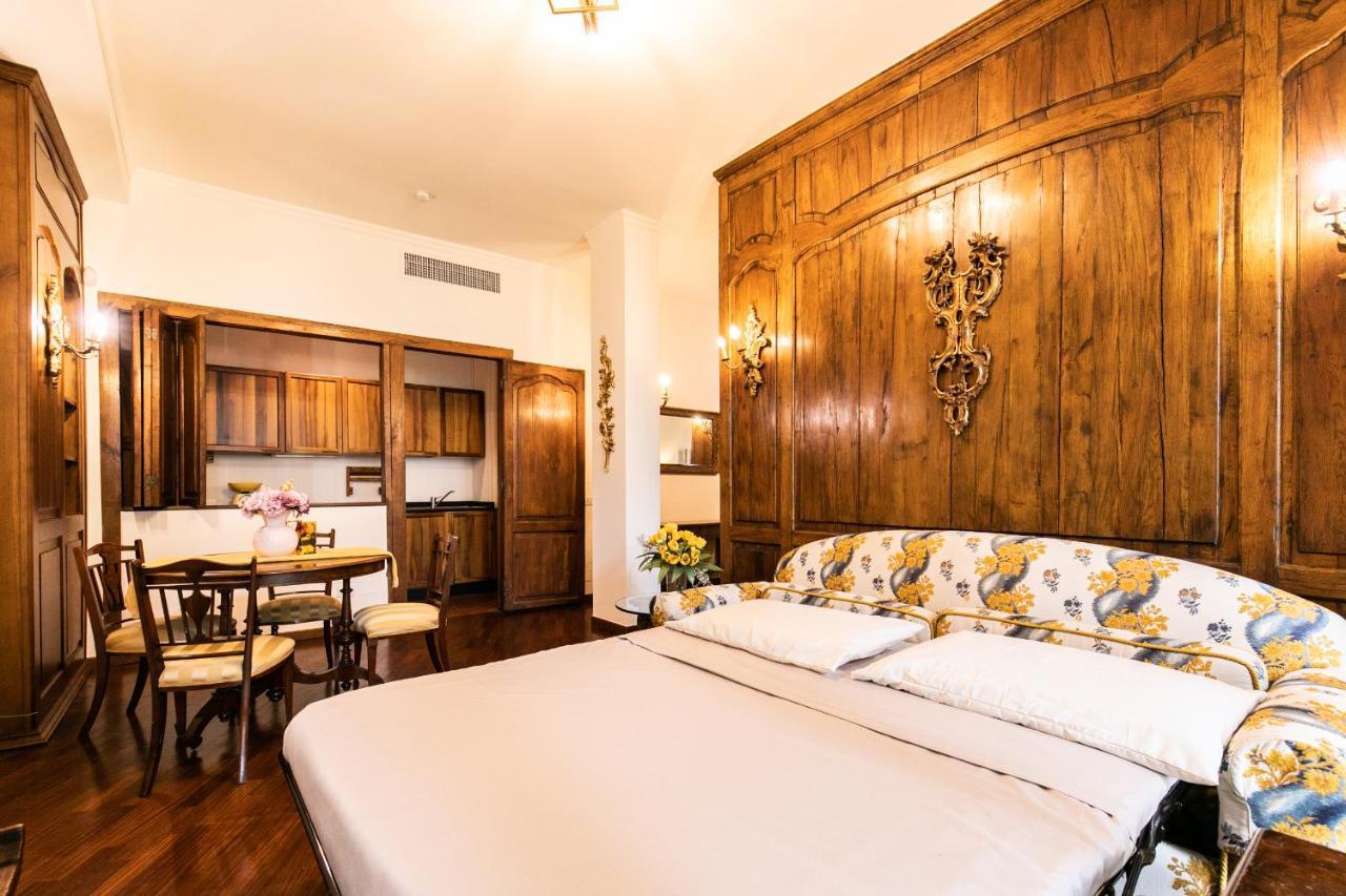 Klimt - Jacuzzi 5 Star - Luxury Design Apartment Milan Luaran gambar