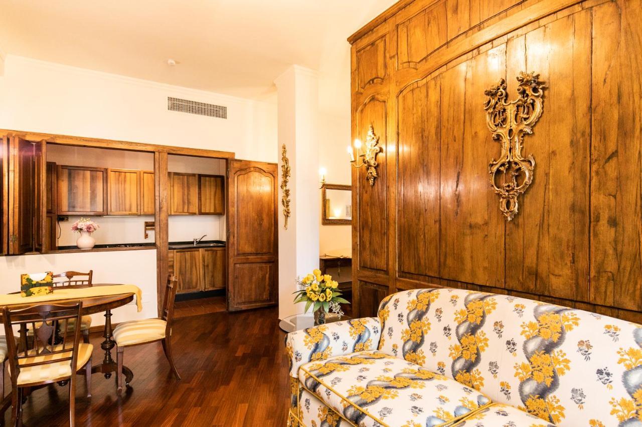 Klimt - Jacuzzi 5 Star - Luxury Design Apartment Milan Luaran gambar
