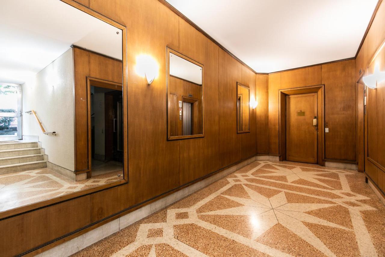 Klimt - Jacuzzi 5 Star - Luxury Design Apartment Milan Luaran gambar